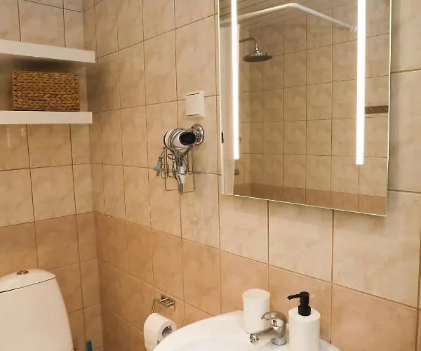 Studio Apartment * Παρνού